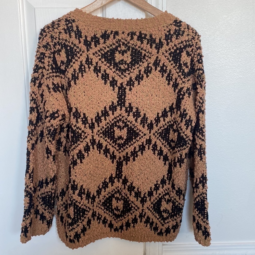 Doublju NWT distressed and oversized v-neck sweater. - Picture 10 of 11